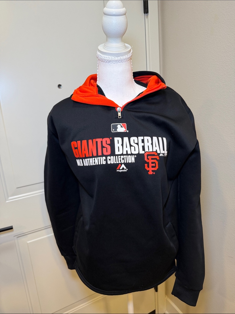 Women’s Majestic SF Giants MLB Authentic Collection ~ Hoodie ~ Black&Orange